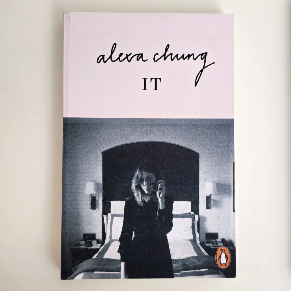 Alexa Chung It Book – Stylish Fashion & Inspo, Gorgeous Photos